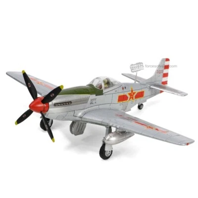 MODELLINO AEREO STATICO FORCES OF VALOR MUSTANG P-51 D WW2 PLA AIRCRAFT 1/72 - Immagine 1 di 4