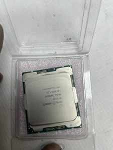 Intel Xeon W-2133 CPU 3.60GHz 6-Core LGA-2066 Server Processor SR3LL - Picture 1 of 1
