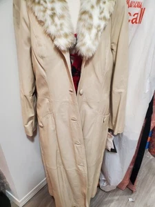 TERRY LEWIS CLASSIC LUXURIES LEATHER COAT Ivory FAUX FUR COLLAR Vintage NWT - Picture 1 of 4