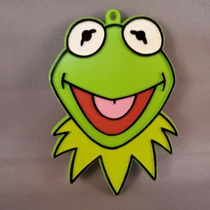 Green Kermit Frog Cookie Cutter Muppets Hallmark 4 inch Handpainted Vintage - Picture 1 of 4