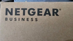 Netgear GS305EPP PoE+ 5-Port Gigabit Ethernet Switch - Bild 1 von 5