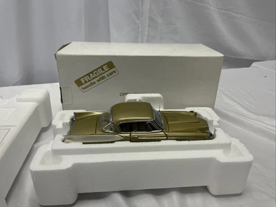 THE FRANKLIN MINT 1957 STUDEBAKER DIE CAST CAR - Image 1 of 4