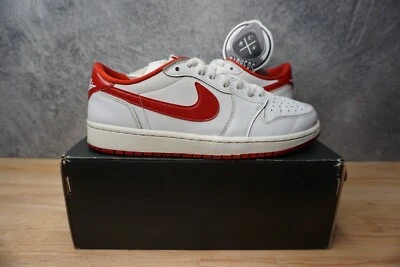 Talla 8.5 - Jordan 1 Retro Bajo OG 2015 Rojo Metálico (705329-101) *CON CAJA ORIGINAL* Foto 1 de 4