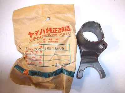 YAMAHA YAS1C AS1 AS2 RD125 TRANSMISSION SHIFT SHIFTER FORK # 1 183-18511-00-00  - Image 1 of 4