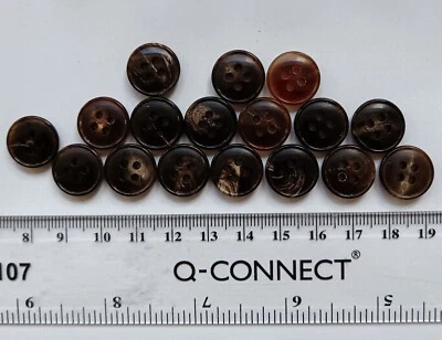 17 x small brown horn buttons - Image 1 of 2