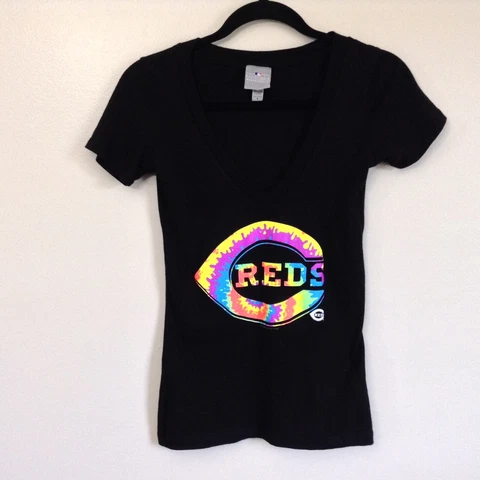 Cincinnati Reds Women's Black V Neck Tee with Tie Dye REDS LOGO Sz S Genuine MLB Cover