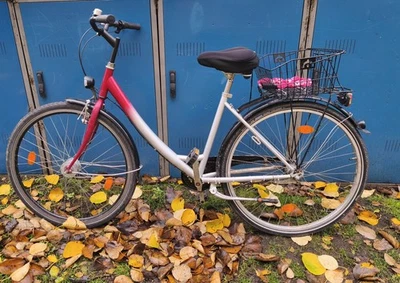 Alu Fahrrad City Bike 28 Zoll, Damen, 7-Gang Nabenschaltung, Tiefeinsteiger - Bild 1 von 2