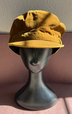 WYETH Newsboy Gold Velvet Hat Cap Size 0/S - Image 1 of 4