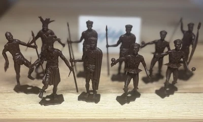 Lote (10) Figuras de Plástico PVC Guerreros Zulúes Africanos MPC De Colección Foto 1 de 4