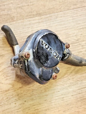 1985 HONDA ATC 250 SX 250SX OEM БОЛЬШОЙ ПАЛЕЦ ДРОССЕЛЬНАЯ ЗАСЛОНКА В СБОРЕ ATC250SX - Изображение 1 из 2