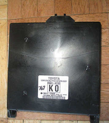 Computadora Toyota Prius 2010 2011, carrocería de red multiplexada 89221-47120 OEM Foto 1 de 3