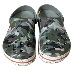 Crocs Unisex-Adult Crocband Clog Camo Graphic III Light Grey US Men 7 Women 9 - Picture 1 of 14