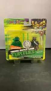 Figuras de 2" Teenage Mutant Ninja Turtles MiniMates Mutagen Leonardo Foot Soldier - Imagen 1 de 5