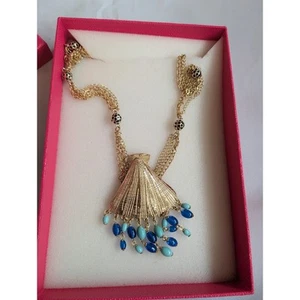 Lilly Pulitzer LONG BOMBSHELL NECKLACE Gold Tone SHELL Blue/Turquoise Beads NWT - Picture 1 of 7