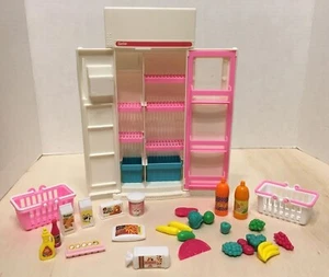Vintage 1994 Barbie So Much to Do! Refrigerator & 26 pieces of Food, Baskets EUC - Picture 1 of 9