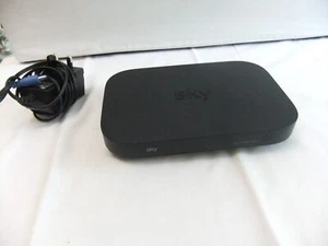 Sky Q Hub Wireless Broadband Fibre Router - ER115UK Model  - Picture 1 of 8