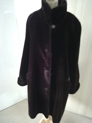 Abrigo de piel sintética de lujo marrón Basler para mujer de los años 90 con cierre de gancho/ojo talla 12/14 Foto 1 de 3