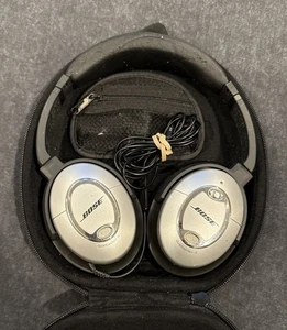 Bose QuietComfort 15 Cuffie con cancellazione del rumore QC15 Argento con custodia! Funziona benissimo! - Foto 1 di 11
