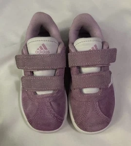 Kleinkind Mädchen Größe US 8K UK 7 1/2 Adidas Lavendel Schuhe A109-160 - Bild 1 von 4