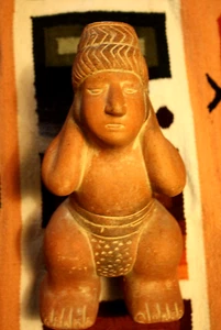 Mayan/Aztec/Inca Vintage Terracotta Clay Pottery Ceramic Figurine 10” Mexico - Picture 1 of 6