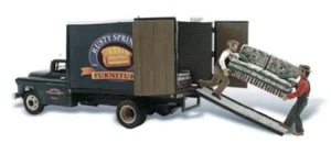 HO Scale ‘Rusty Springs Furniture’ Woodland Scenics AS5545 AutoScenes - NEW - Picture 1 of 2