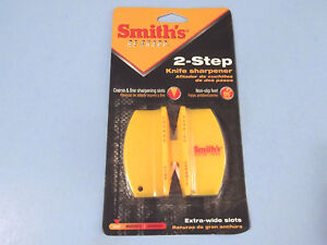 Smith's CCKS 2-Step TUNGSTEN CARBIDE & CERAMIC knife sharpener (AC87) NEW!  