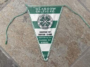 Vintage Glasgow Celtic Soccer Football Flag Pennant - Picture 1 of 4
