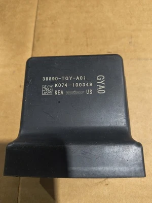 2021-23 Acura TLX Control Unit OEM 38890-TGY-A01 USED - Image 1 of 4