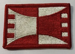 US Army 35th Infantry Division Patch Red White Castle Design Badge Military - Bild 1 von 2