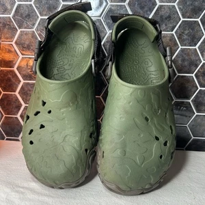Crocs MTN All Terrain Atlas Clogs Herren 8 Outdoor Wandern Army Grün Wasserdicht - Bild 1 von 7