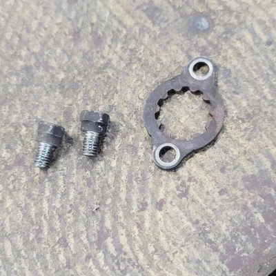 Suporte de parafusos de retenção de flange roda dentada dianteira Honda CBR250R CBR250 2011 2012 2013 - Imagem 1 de 3