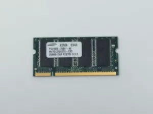 M470L3224DT0-CB3 Samsung 256MB PC2700 DDR-333MHz non-ECC Unbuff 200-Pin SoDimm - Picture 1 of 3