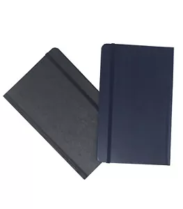 Quaderno Rigido Finitura Legno Con Chiusura Fascia Elastica E Segnalibro Giornale - Foto 1 di 9
