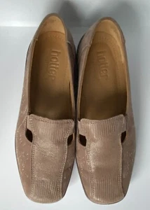 Ladies biege suede shoes by Hotter - UK size 4 - new but without the box - Picture 1 of 3