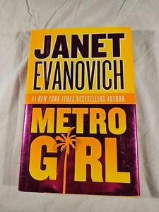 METRO GIRL By Janet Evanovich First Edition First Printing - Picture 1 of 13