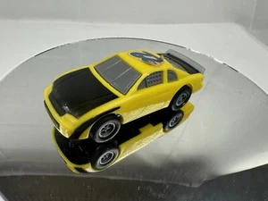 Vintage Mattel 1998 hot wheels #22 Yellow slot car Working! - Picture 1 of 10