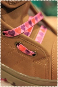 Coppia Stringhe per scarpe colori Fashion ROSA CON CUORI 115 cm * shoes strings - Picture 1 of 1