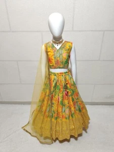 Kids Girls Lehenga Choli Wedding Party Wear Designer Bollywood Style Lehenga Top - Picture 1 of 13
