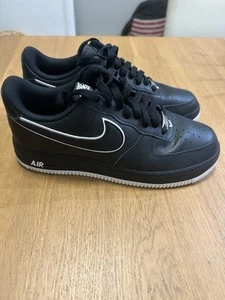 Size 9 - Nike Air Force 1 '07 Black With White Outline On Swoosh - Picture 1 of 9