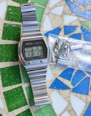Vintage Lcd Digital Watch Seiko A031-5019 - Image 1 of 4