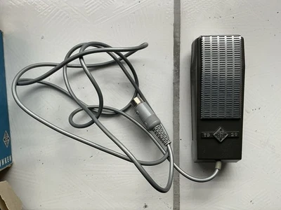 Telefunken Dynamisches Mikrofon TD 20 Vintage 60.00.111 - Bild 1 von 2