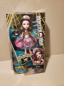 Shriek Wrecked – Nautical Ghouls - Draculaura - Picture 1 of 3