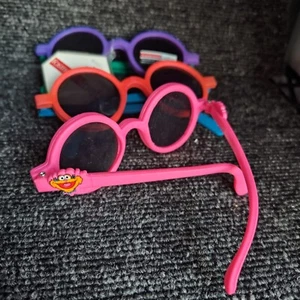 Lot Of 3 Foster Grant Baby Sunglasses Pink Purple Red Sesame Street Zoe Max UV - Picture 1 of 12