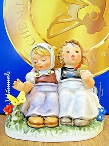 Figurina Hummel "MOMENTO PIACEVOLE" HUM 425 TMK8 GOEBEL PRIMA EMISSIONE MIB A304 - Foto 1 di 7