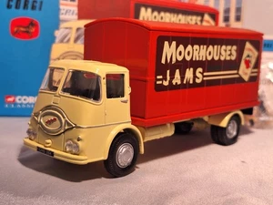 CORGI CLASSICS 1:50 ERF KV BOX LORRY - MOORHOUSES JAM 11101 - Picture 1 of 7