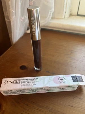 Clinique Pop Plush Creamy Lip Gloss 01 Black Honey Pop 3.4ml Full Size - Image 1 of 2