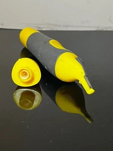 Recortadora de nariz, orejas y cejas virtualmente indestructible Remington NE3871 - Imagen 1 de 7