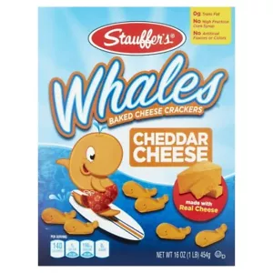 Galletas saladas al horno Stauffers queso cheddar ballenas caja de 16 oz - Imagen 1 de 2