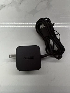 AD2055320 Asus Ac Adapter 24W 12V 2A Tp202Na-1K J202Na-Dh01T - Picture 1 of 5