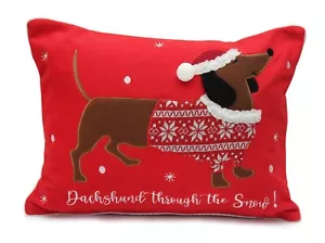 Weihnachtskissen Dackel durch den Schnee - rot/bunt - 33 cm x 45 cm - Bild 1 von 1